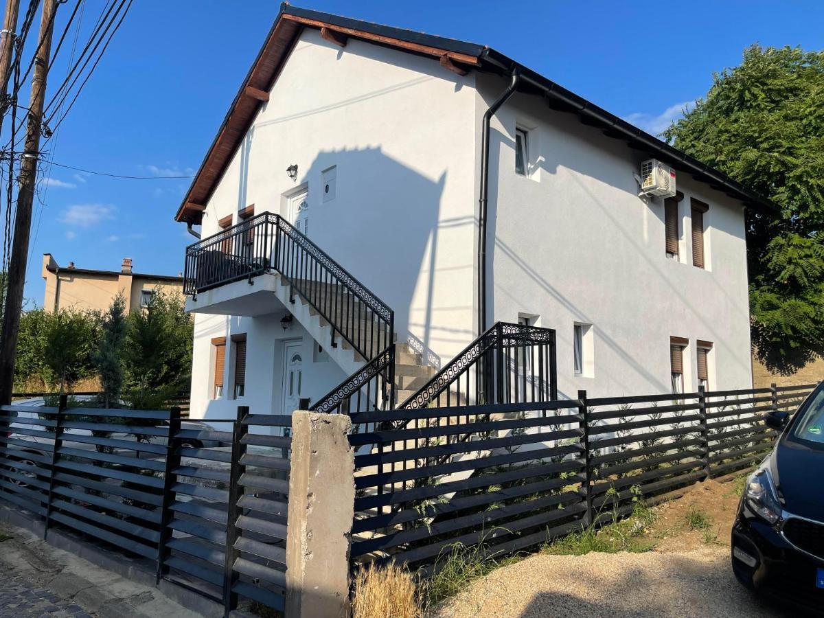 Rock Hostel Приштина Экстерьер фото